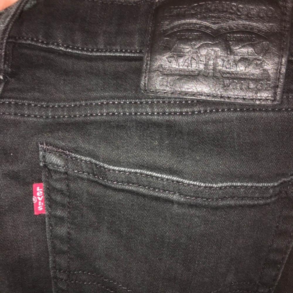 Men’s Levi’s black jeans